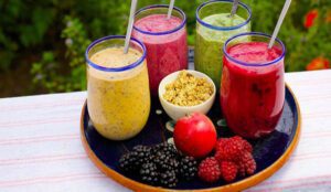 Smoothie trái cây sấy giòn